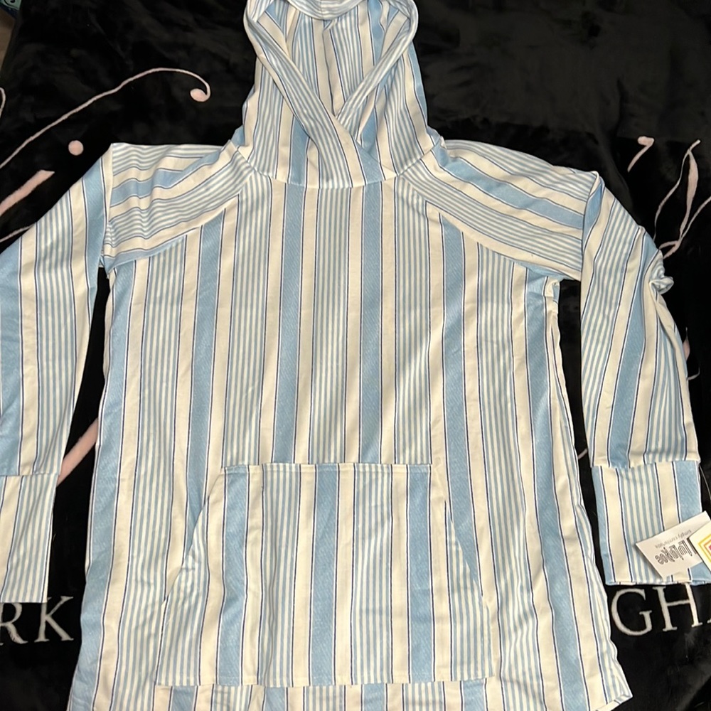 Never worn with tags!